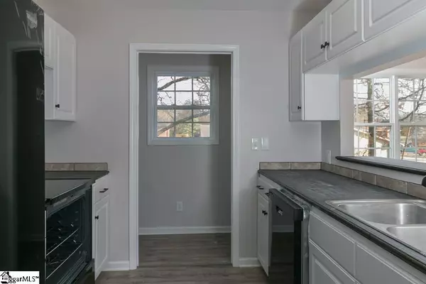 Clinton, SC 29325,205 E Florida Street