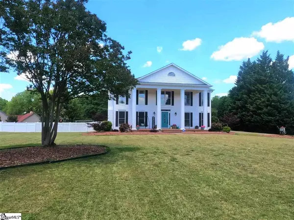 252 Mountain Range Road, Boiling Springs, SC 29316