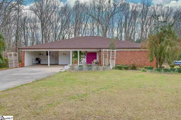 238 Spring Road, Laurens, SC 29630