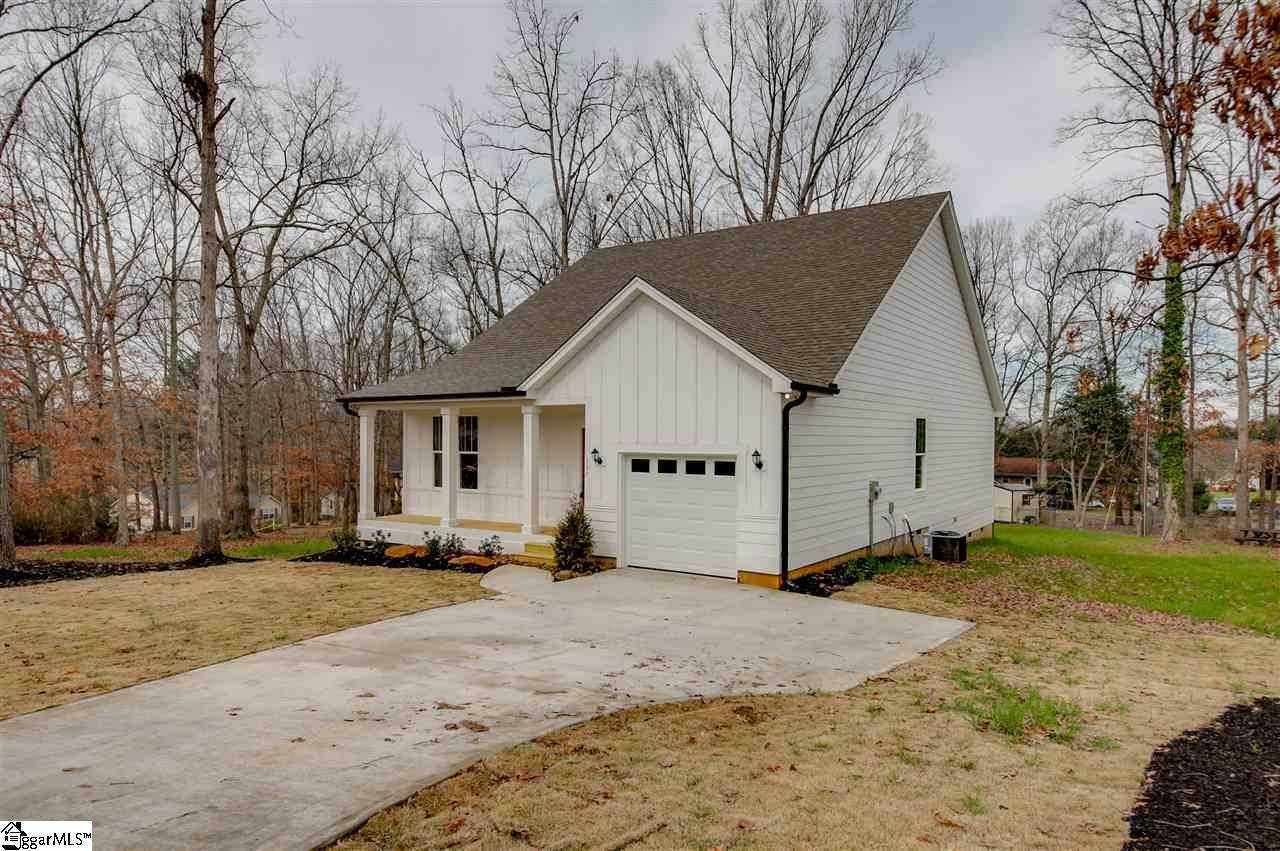 Mauldin, SC 29662,107 Sycamore Drive