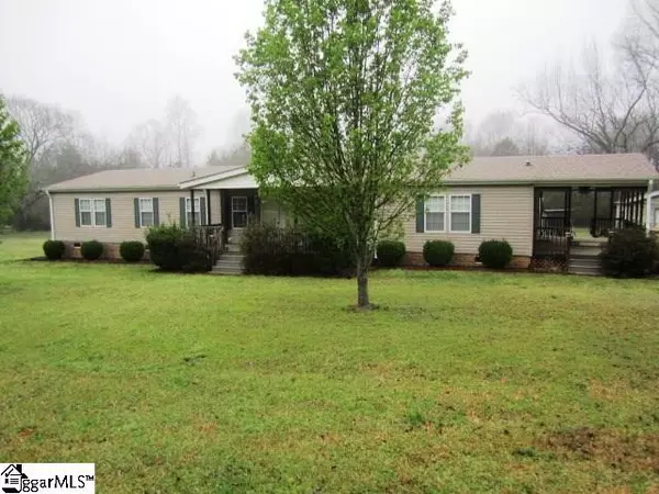 614 Dixon Road, Laurens, SC 29360