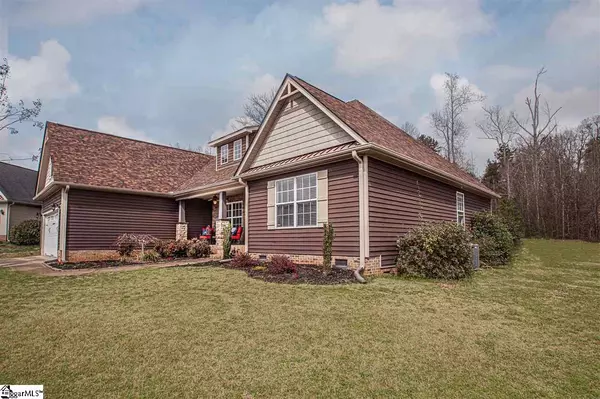 Taylors, SC 29687,32 Berry Pine Court