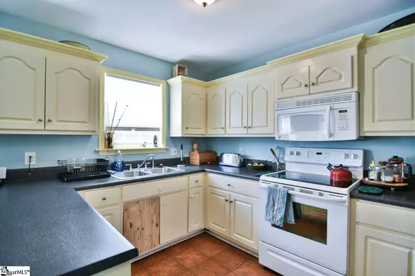 Fountain Inn, SC 29644,5 Fallon Way