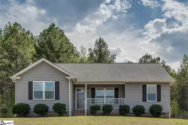 108 E KING Road, Greer, SC 29651