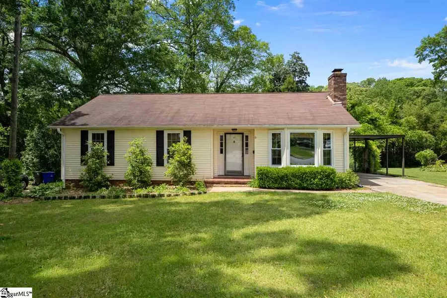 19 Parkwood Drive, Greenville, SC 29609