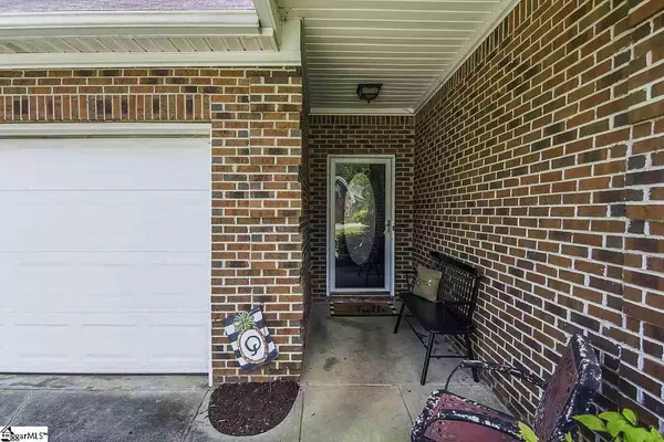 Moore, SC 29369,302 N Sweetwater Hills