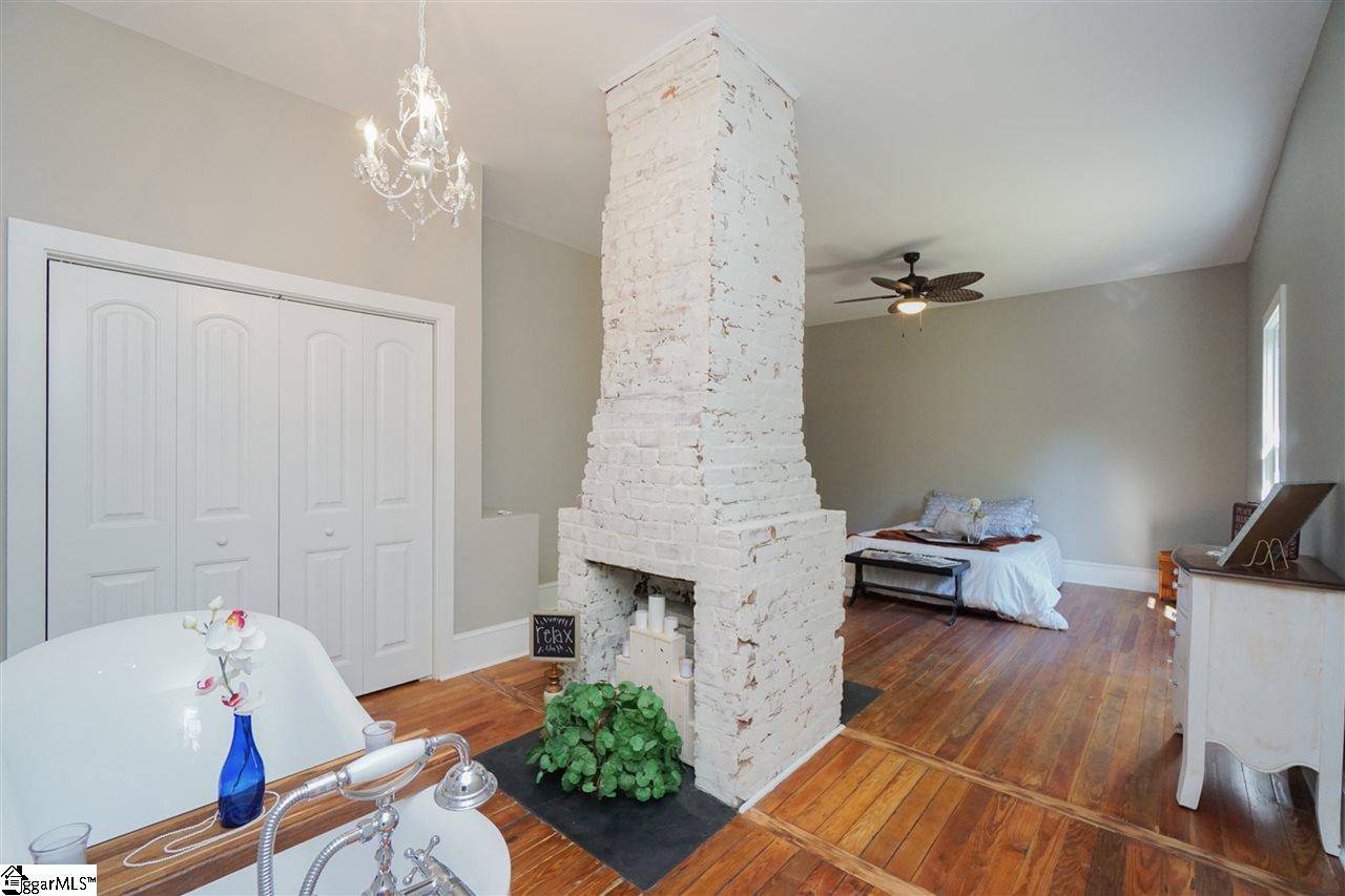 Fountain Inn, SC 29644,104 Craig Street