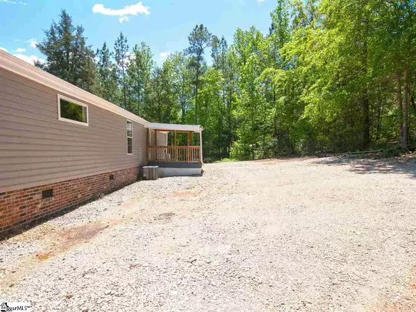 Fountain Inn, SC 29644,393 Country Estates Road