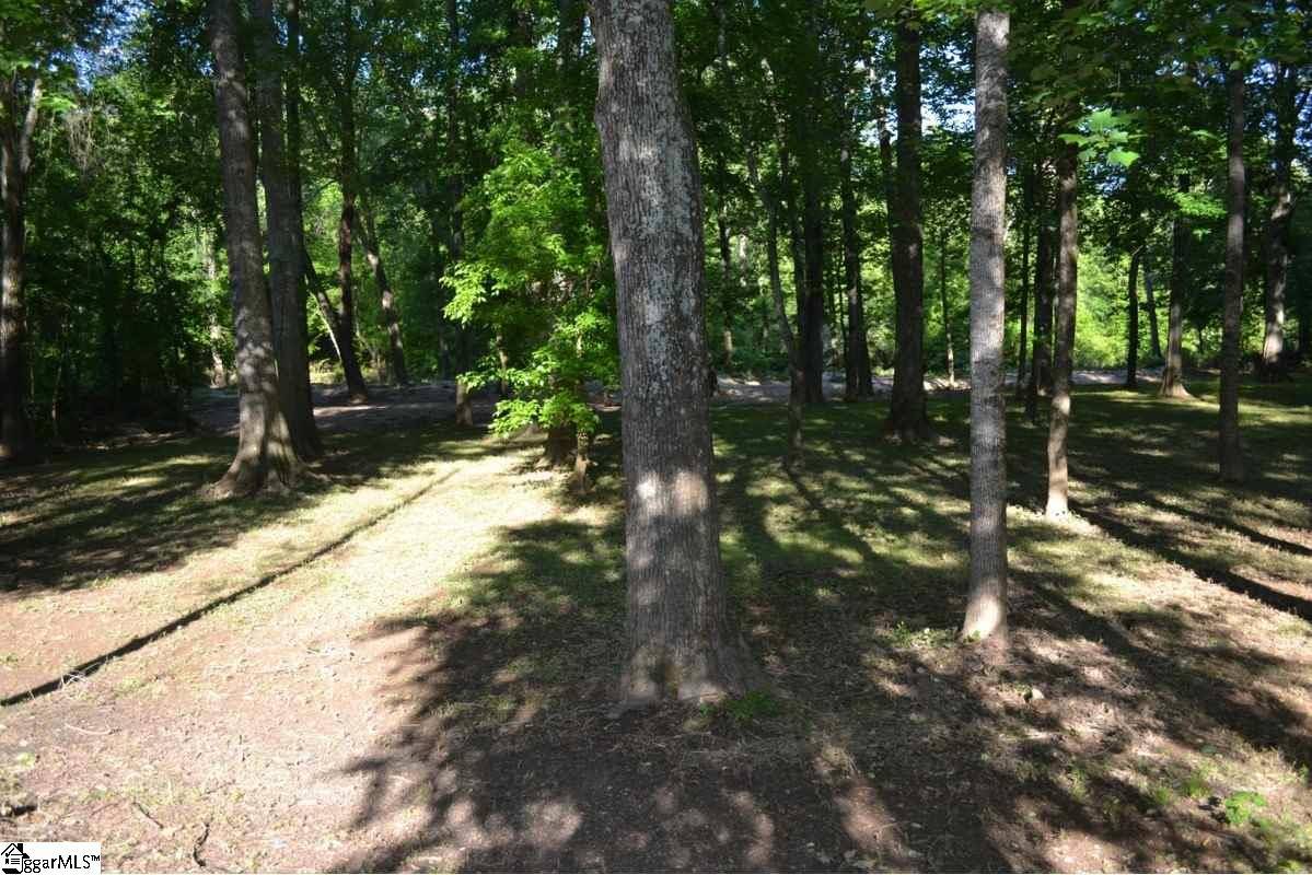 Woodruff, SC 29388,205 Randolph Court