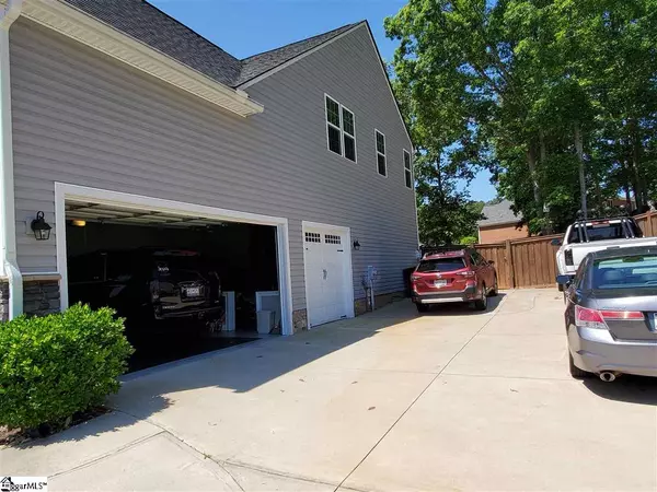 Easley, SC 29642-7935,116 Brecken Court