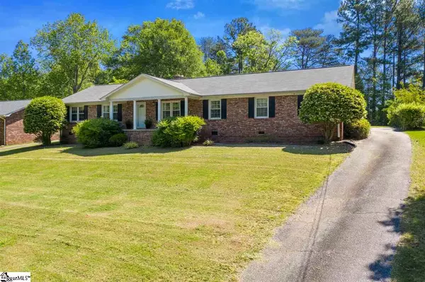 Taylors, SC 29687,10 Badger Drive