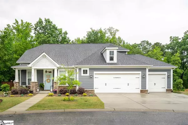 139 Summer Oak Lane, Simpsonville, SC 29680