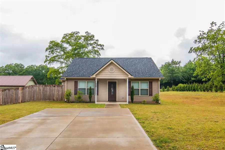 140 Rector Street, Campobello, SC 29322