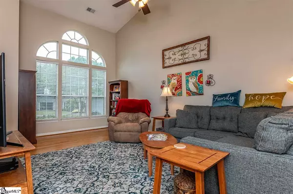Simpsonville, SC 29680,416 Crossvine Way