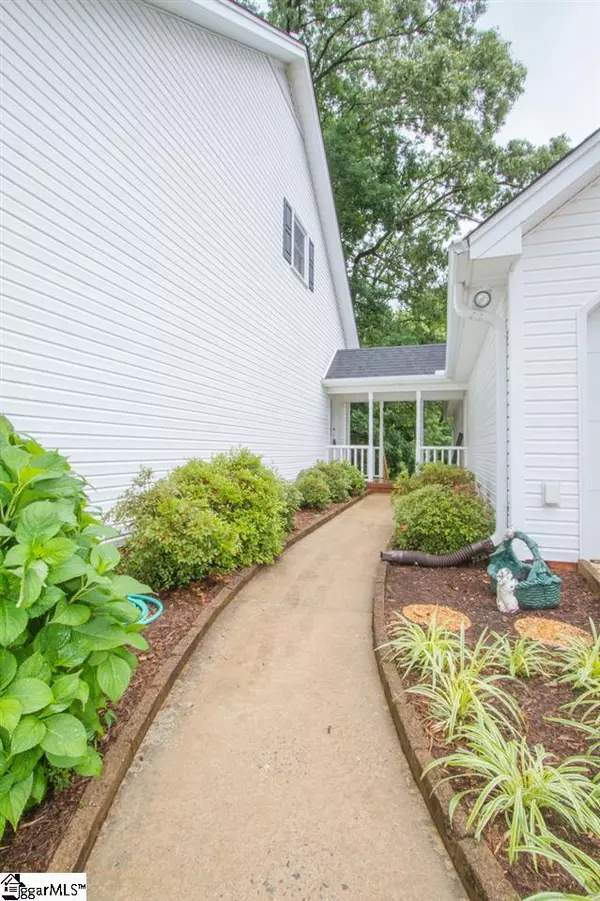 Easley, SC 29642,112 Chelmsford Drive