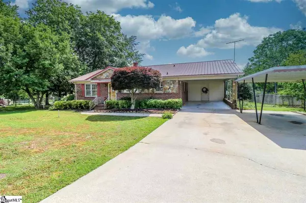 Easley, SC 29642,118 Cedar Circle