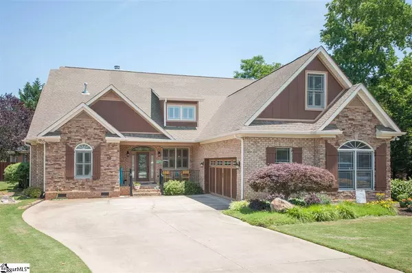 304 Asheton Lakes Way, Simpsonville, SC 29681