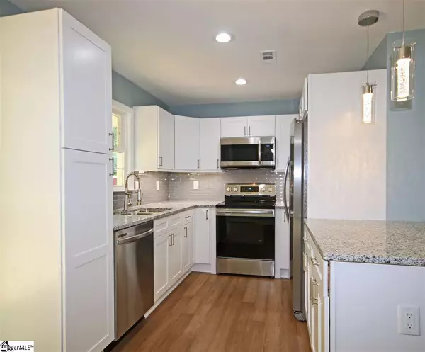 Fountain Inn, SC 29644,9 Queens Street