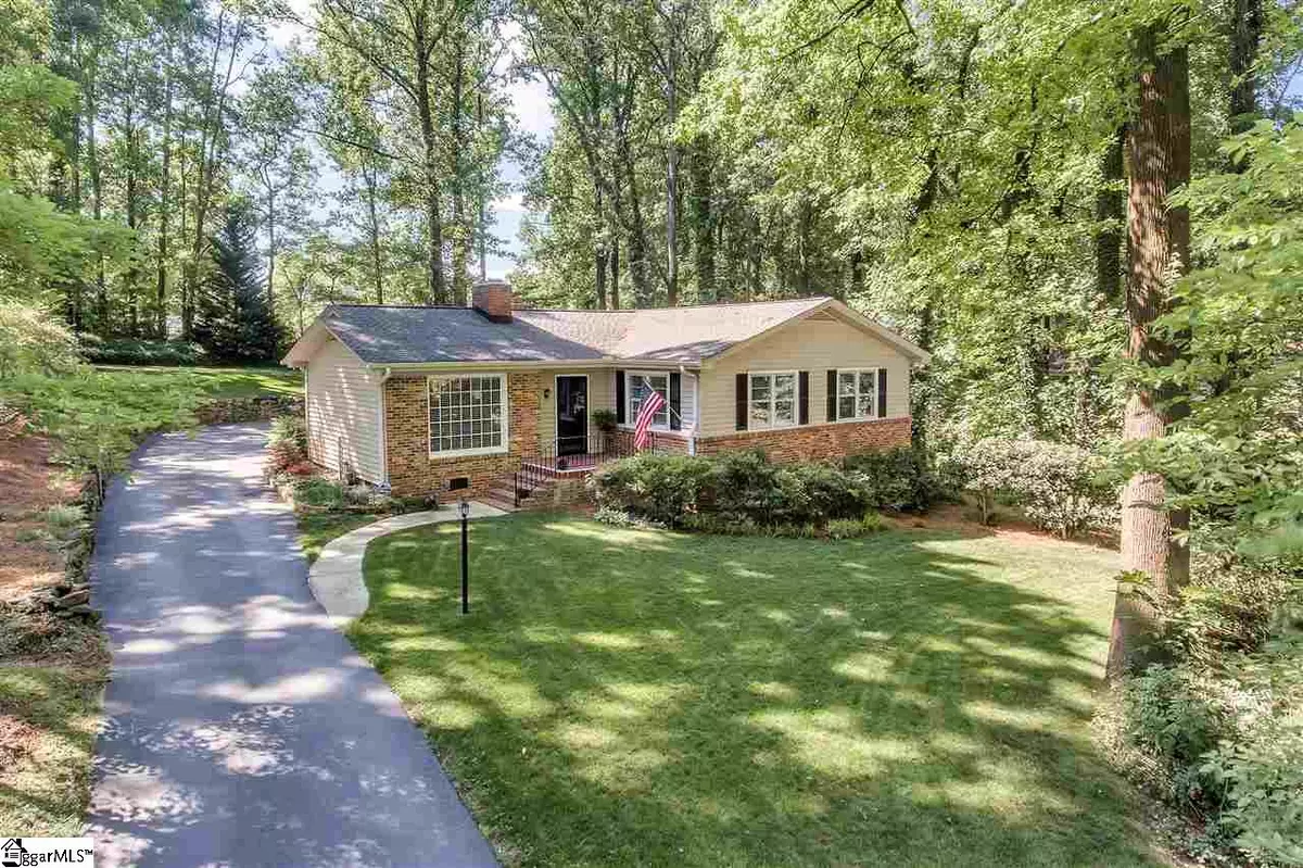 Greenville, SC 29615-1126,7 Yorkshire Drive