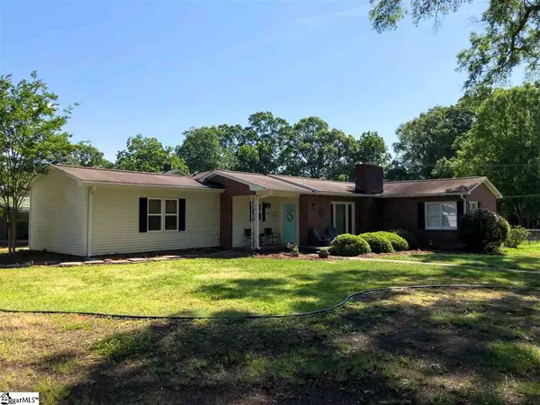 403 Stonewall Street, Clinton, SC 29325