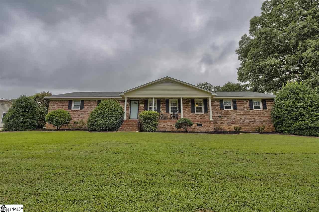 324 Edgewood Drive, Clinton, SC 29325-7709