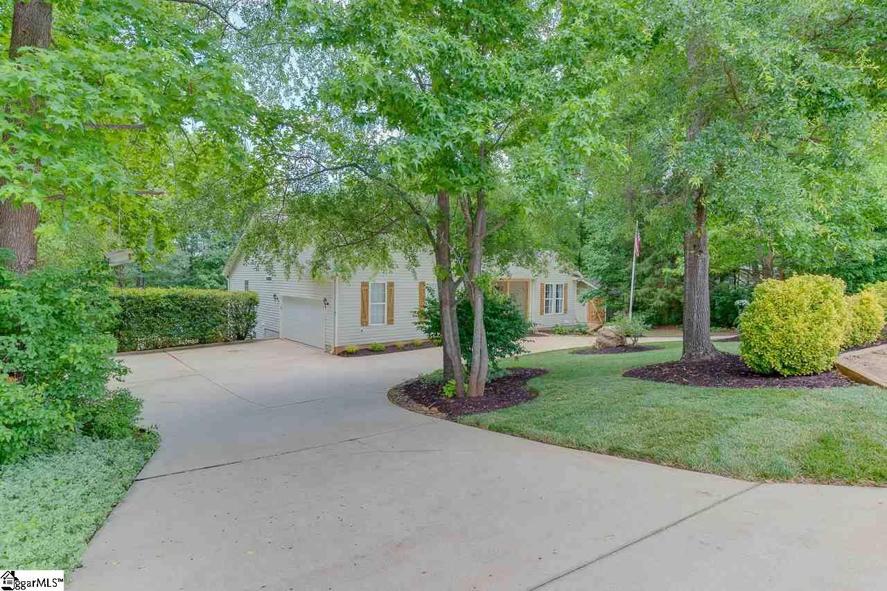 Greer, SC 29651,104 Briarcliff Way