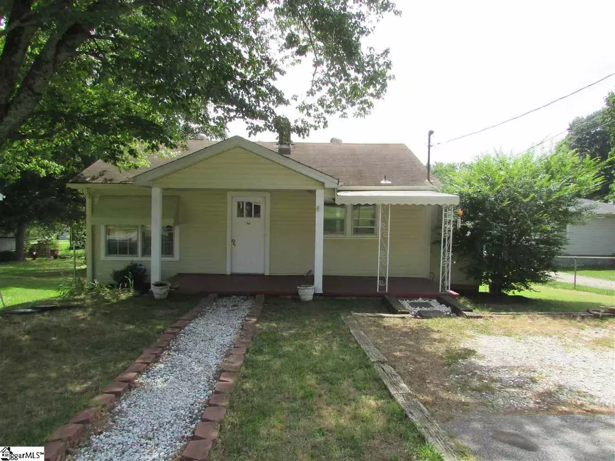 Easley, SC 29640-2725,104 Roper Street