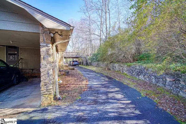 Landrum, SC 29356,1711 State Highway 11