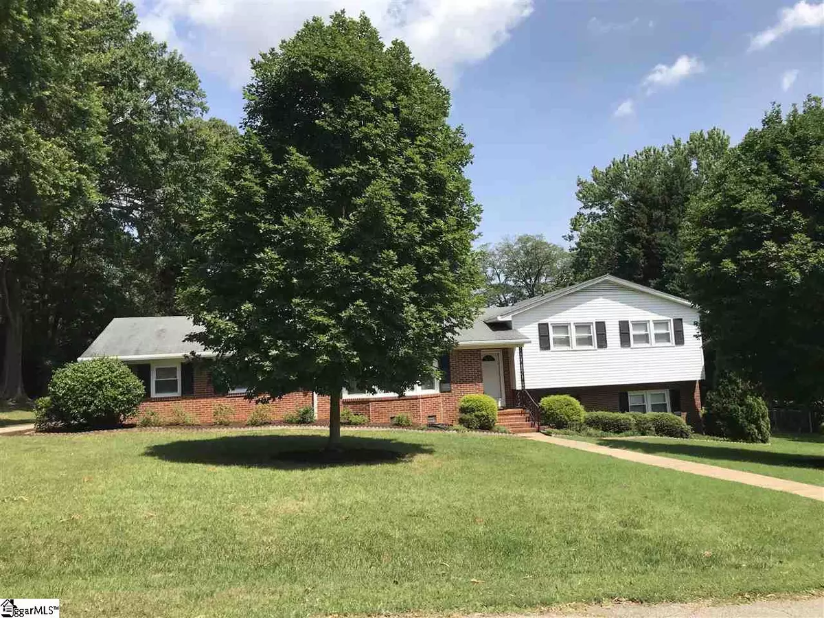 Greenville, SC 29615,105 AYRSHIRE Drive
