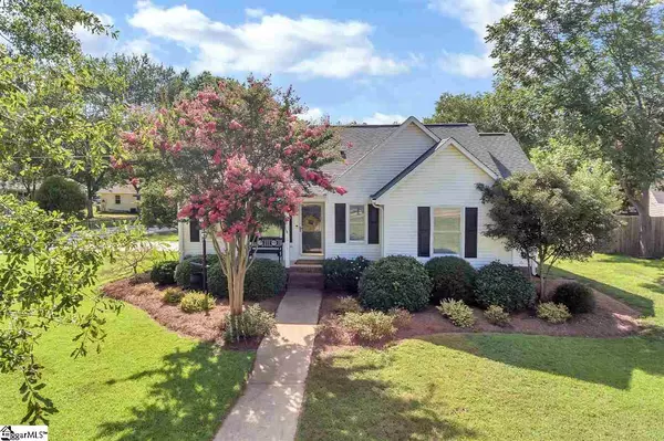 501 Quillen Avenue, Fountain Inn, SC 29644-9427