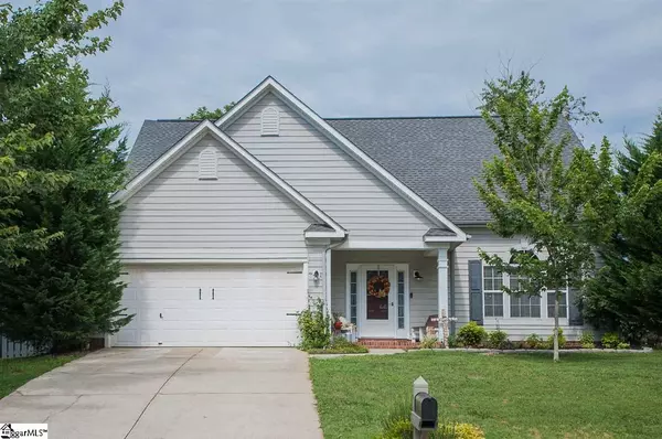 10 Crossvine Way, Simpsonville, SC 29680