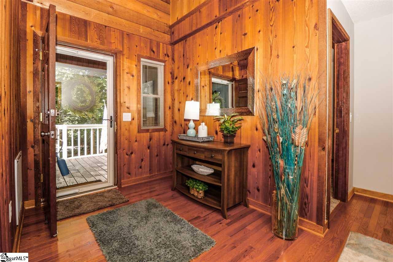 Easley, SC 29640,208 Kingswood Way