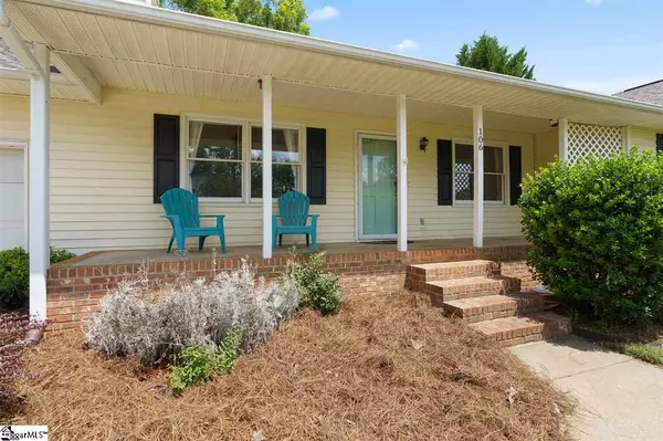 Easley, SC 29642,106 Patio Road