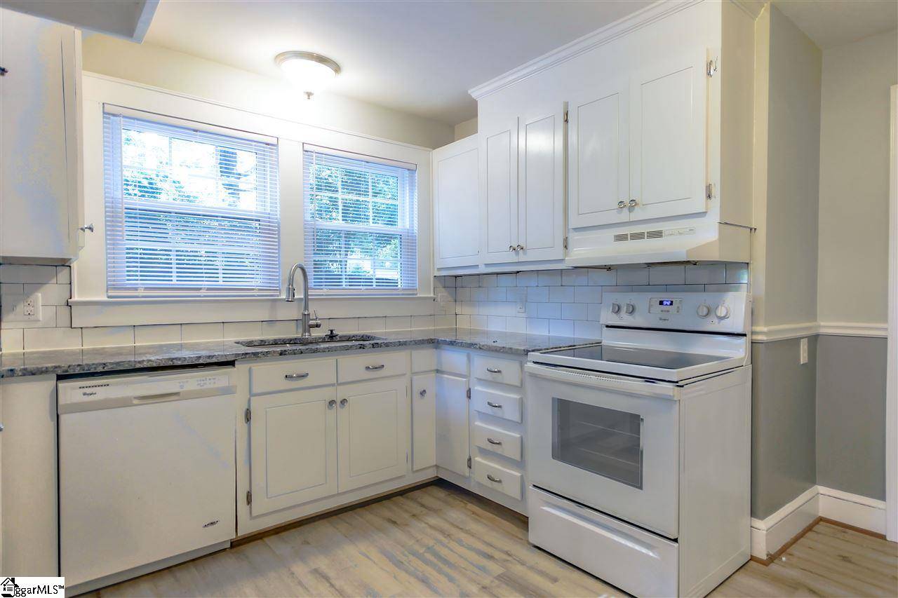 Greenville, SC 29609,26 Westview Avenue