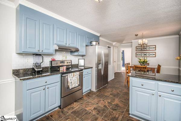 Liberty, SC 29657-3824,527 Hillandale Drive