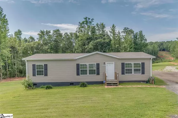 275 Center Road, Landrum, SC 29356