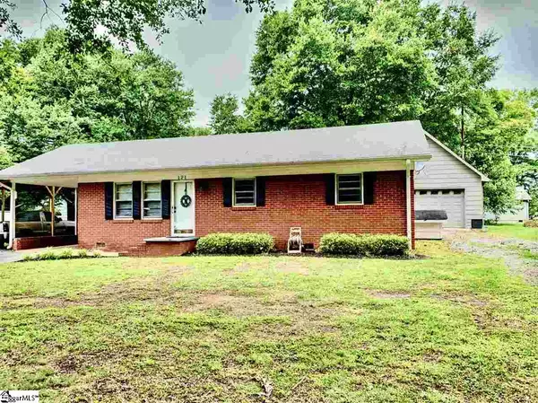 121 Hicks Drive, Inman, SC 29349