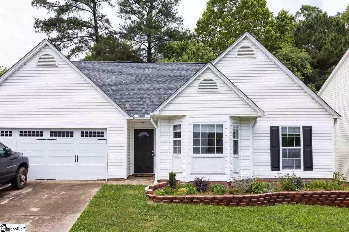 Simpsonville, SC 29680,203 Great Oaks Way