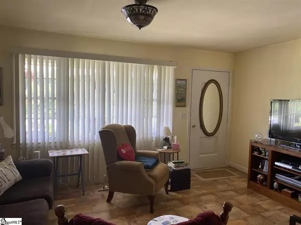 Travelers Rest, SC 29690,112 Echo Lane