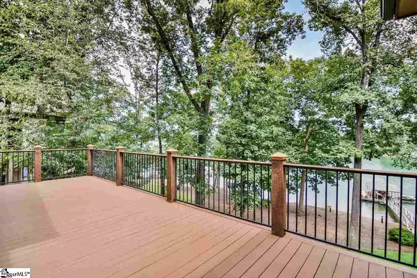 Seneca, SC 29672,120 Crest Pointe Drive