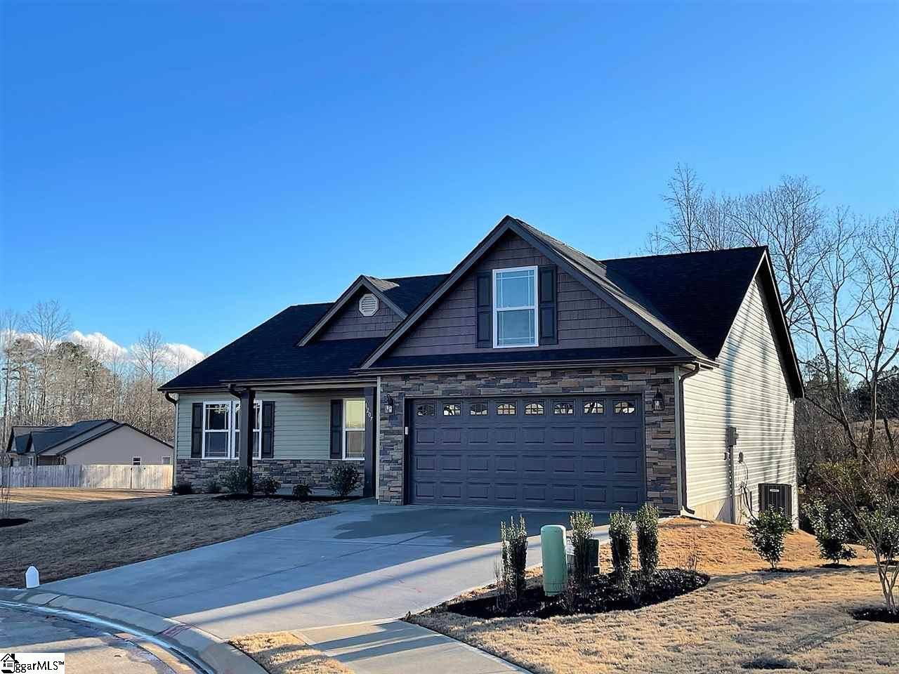 1207 Rosabella Lane, Greer, SC 29651