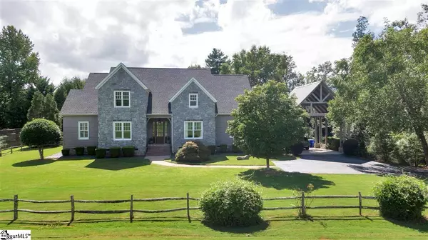 40 Parkins Lake Road,  Greenville,  SC 29607