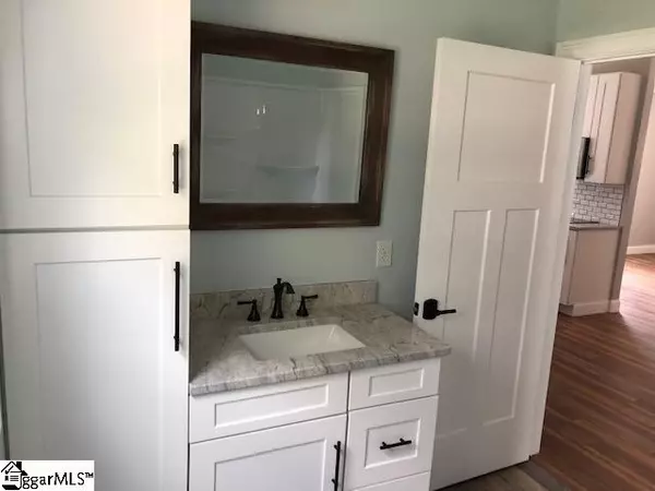 Greer, SC 29650,106 Lake Avenue