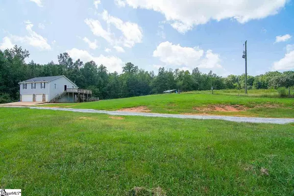 271 Cannon Bottom Road, Belton, SC 29627