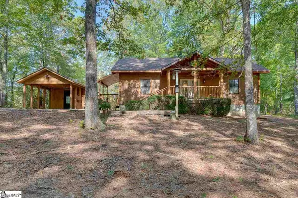 112 Wildwood Trail, Tamassee, SC 29686