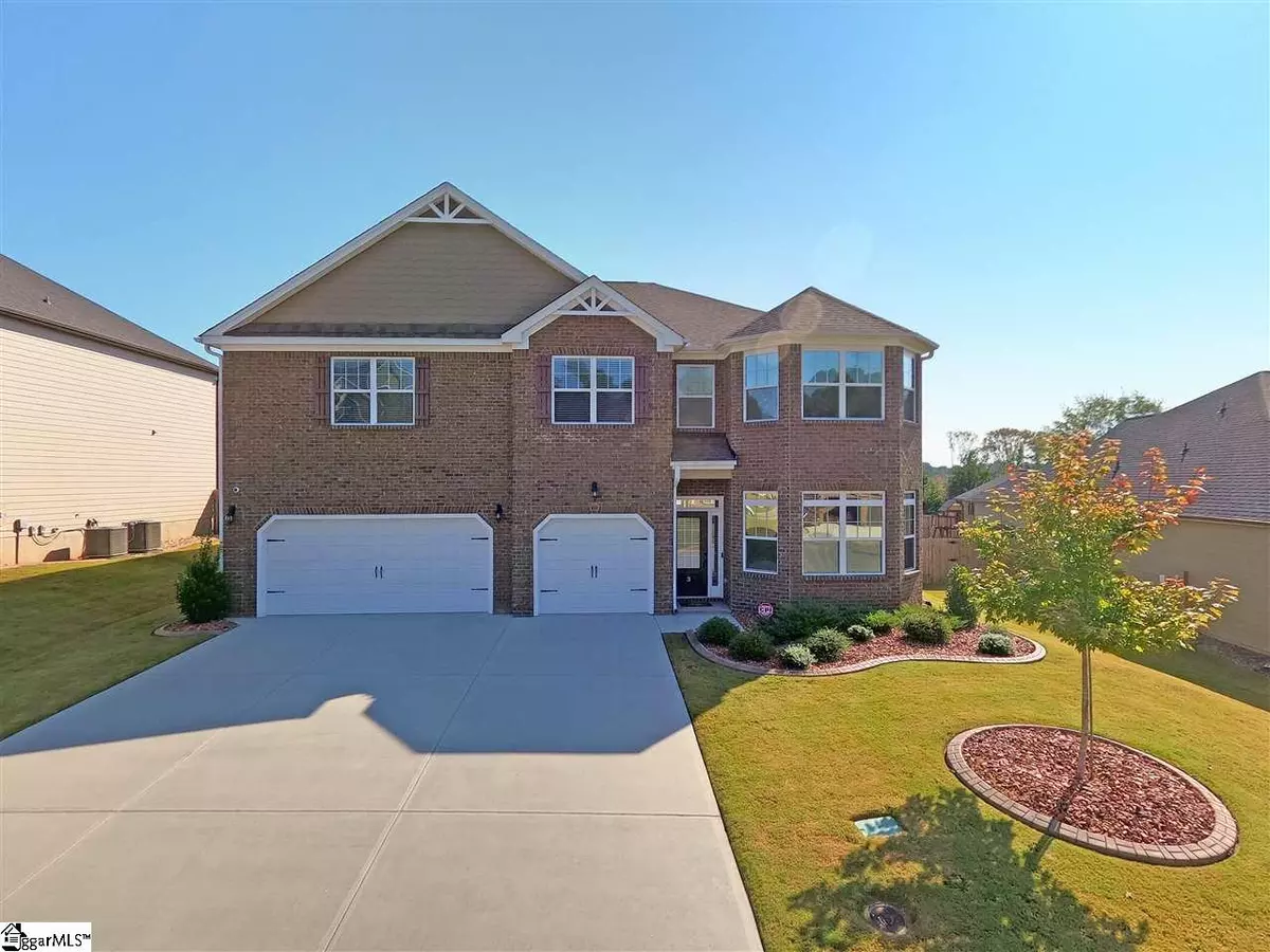 Simpsonville, SC 29681-4199,3 Shadywood Place