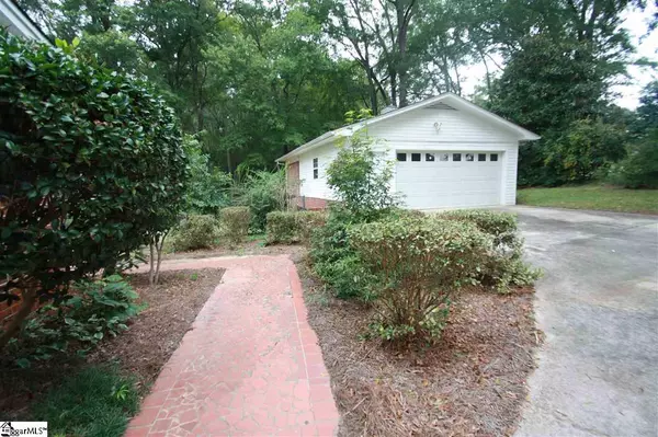 Laurens, SC 29360,200 Sherwood Drive