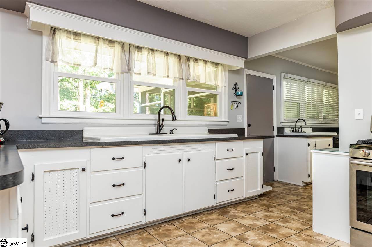 Laurens, SC 29360,102 Brookwood Drive