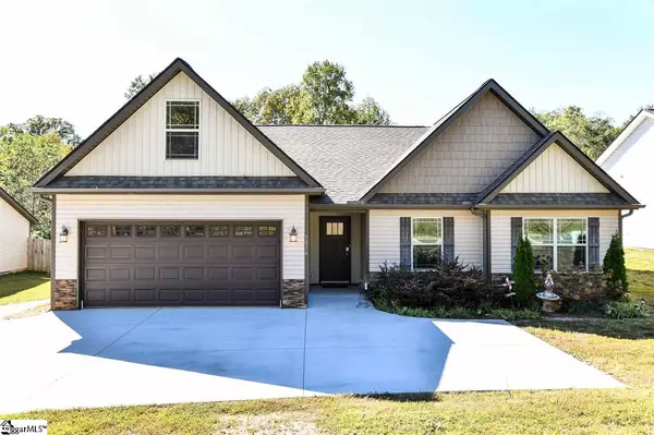 1016 Poplar Drive Extension, Greer, SC 29651