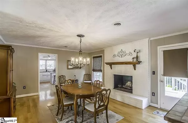 Simpsonville, SC 29681-5814,214 Honey Horn Drive